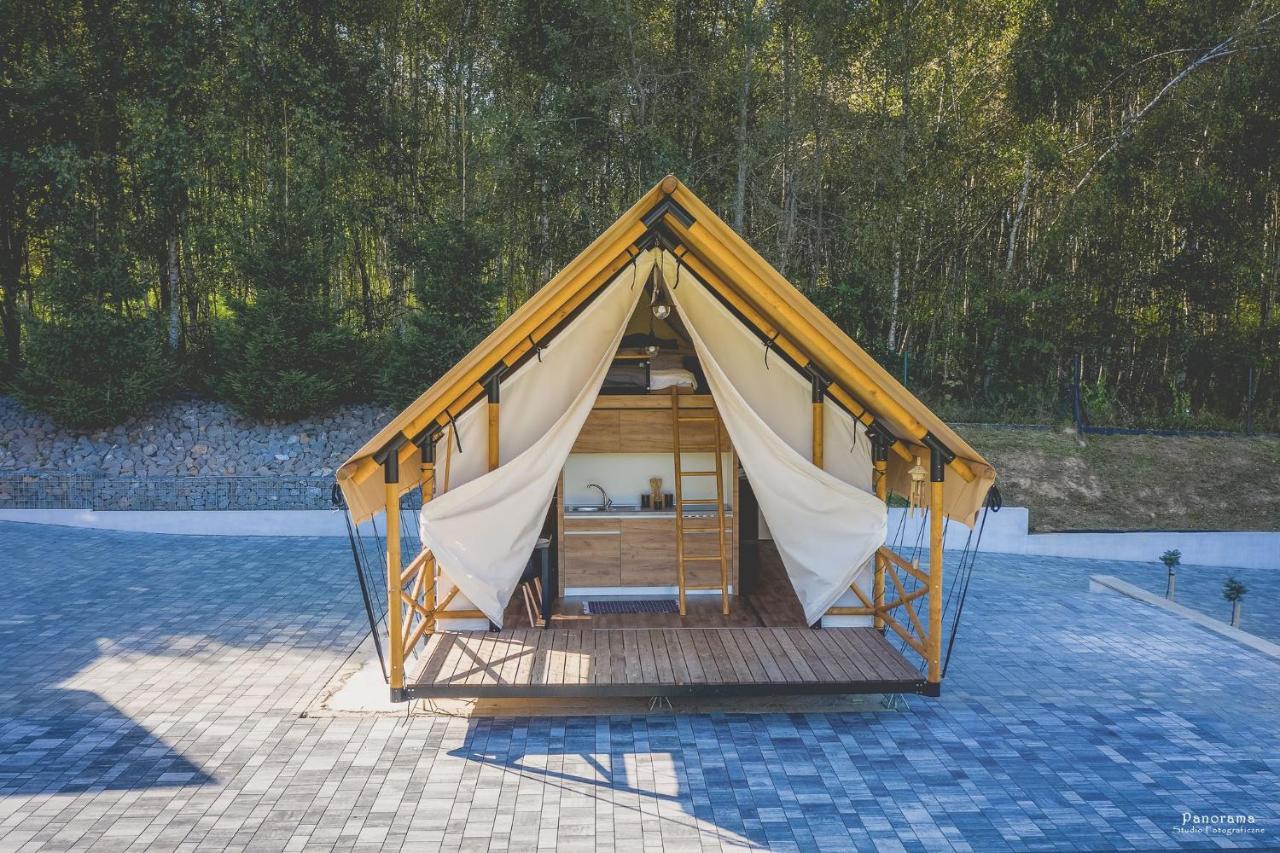 Hotel Glamping Pod Gwiazdami Pietrusza Wola Esterno foto